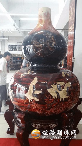 傳承雕漆文化，打造文化集市 工藝美術品及收藏品零售新路徑